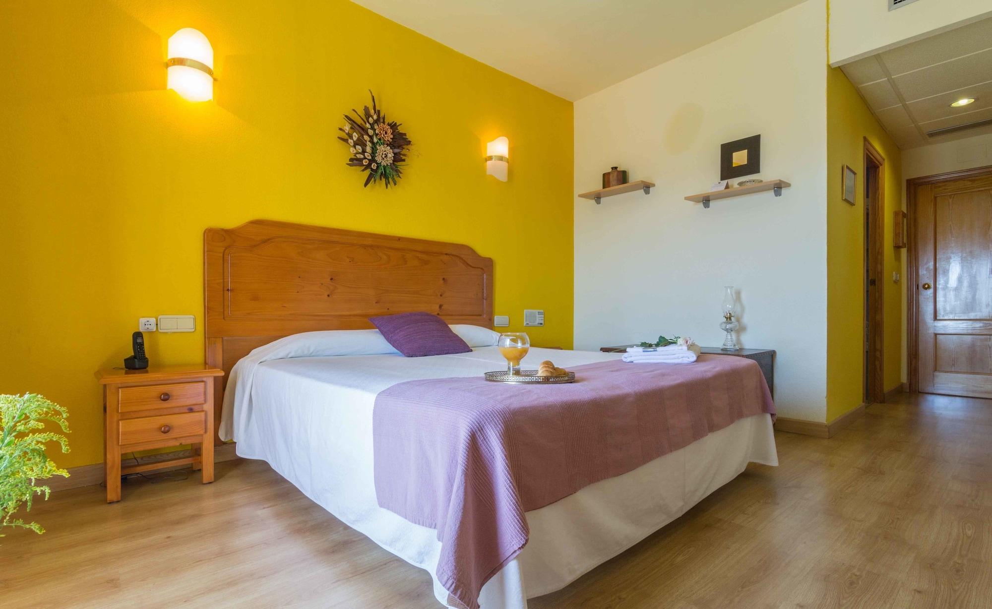 Hotel Los Templarios Jerez De Los Caballeros Bagian luar foto