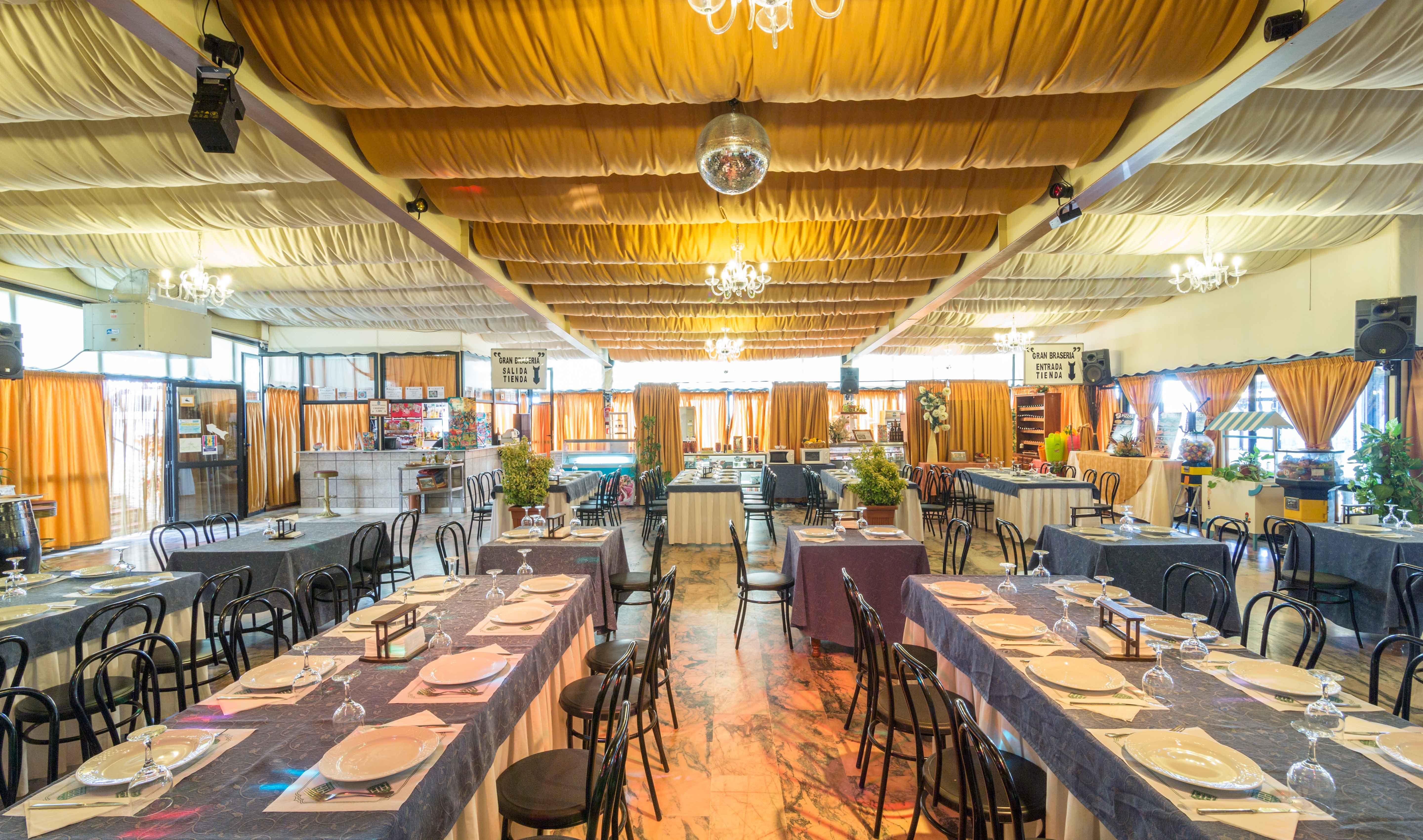 Hotel Los Templarios Jerez De Los Caballeros Bagian luar foto