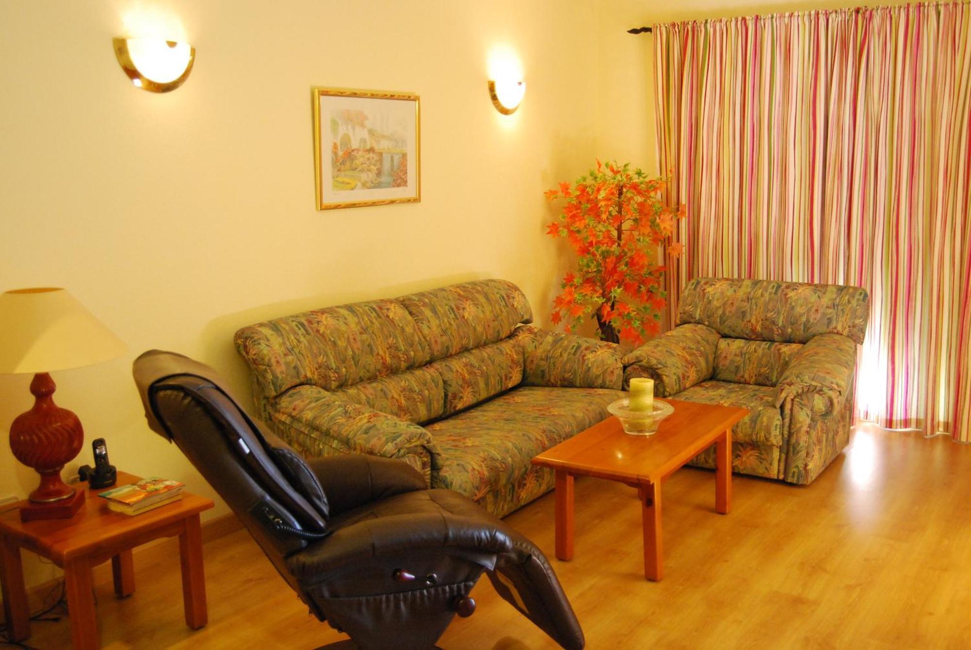 Hotel Los Templarios Jerez De Los Caballeros Bagian luar foto